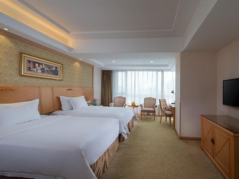Vienna International Hotel Shenyang Railway Station Екстериор снимка