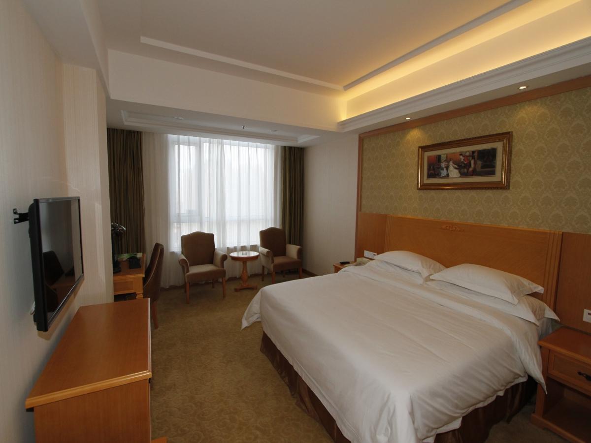 Vienna International Hotel Shenyang Railway Station Екстериор снимка