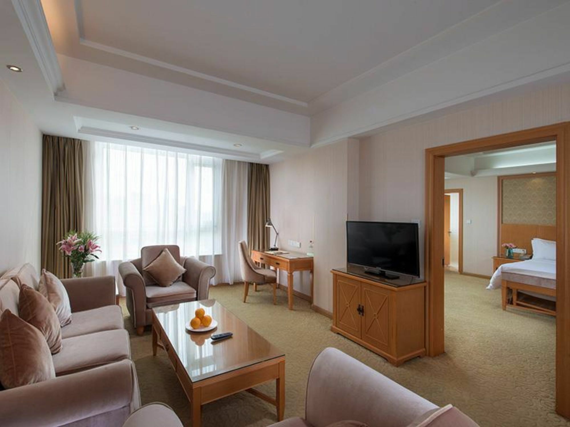 Vienna International Hotel Shenyang Railway Station Екстериор снимка