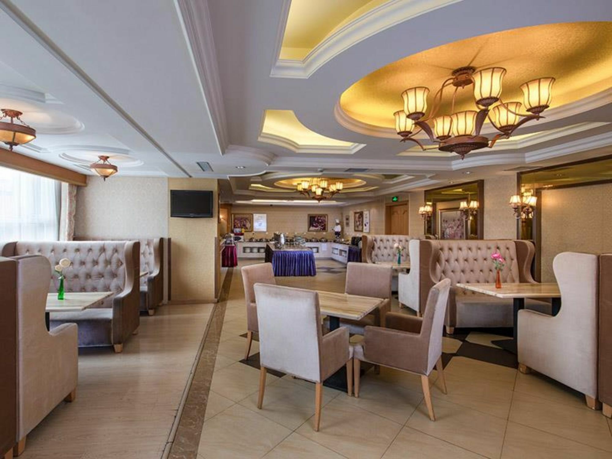 Vienna International Hotel Shenyang Railway Station Екстериор снимка