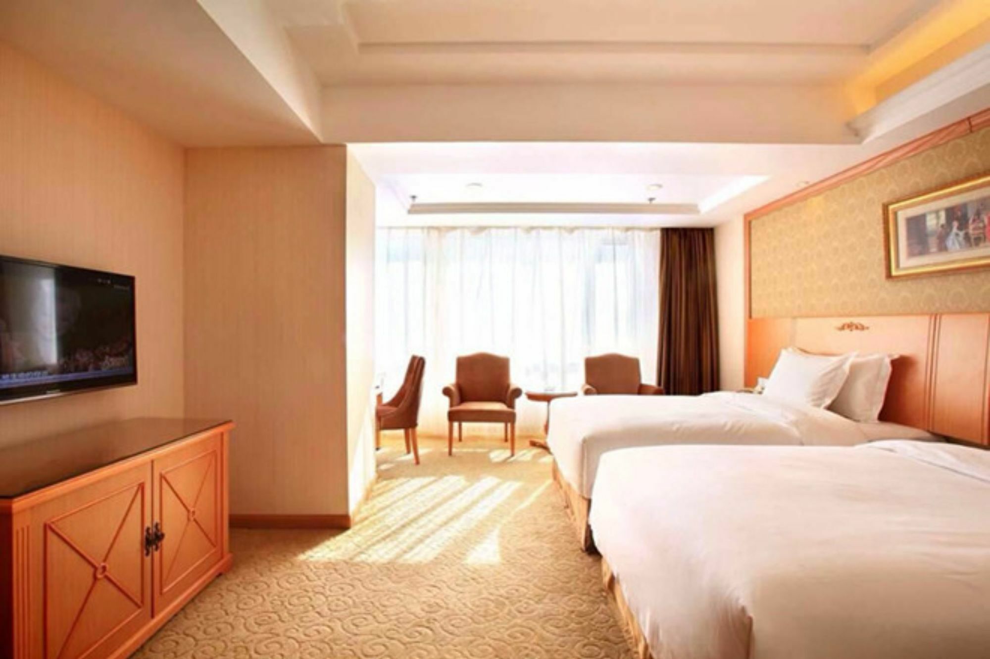 Vienna International Hotel Shenyang Railway Station Екстериор снимка