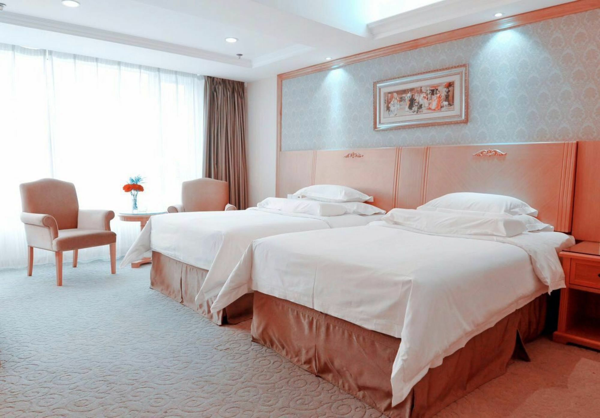 Vienna International Hotel Shenyang Railway Station Екстериор снимка